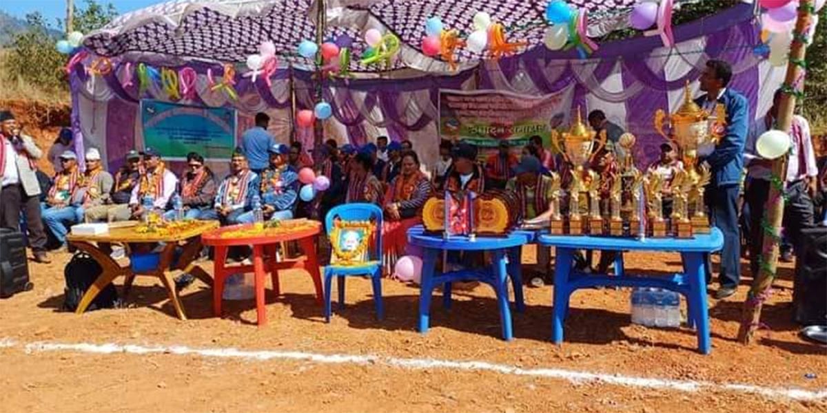 दशरथचन्दमा क्रिकेट प्रतियोगिता शुरू,देहिमाडाैंकाे विजयी शुरूआत