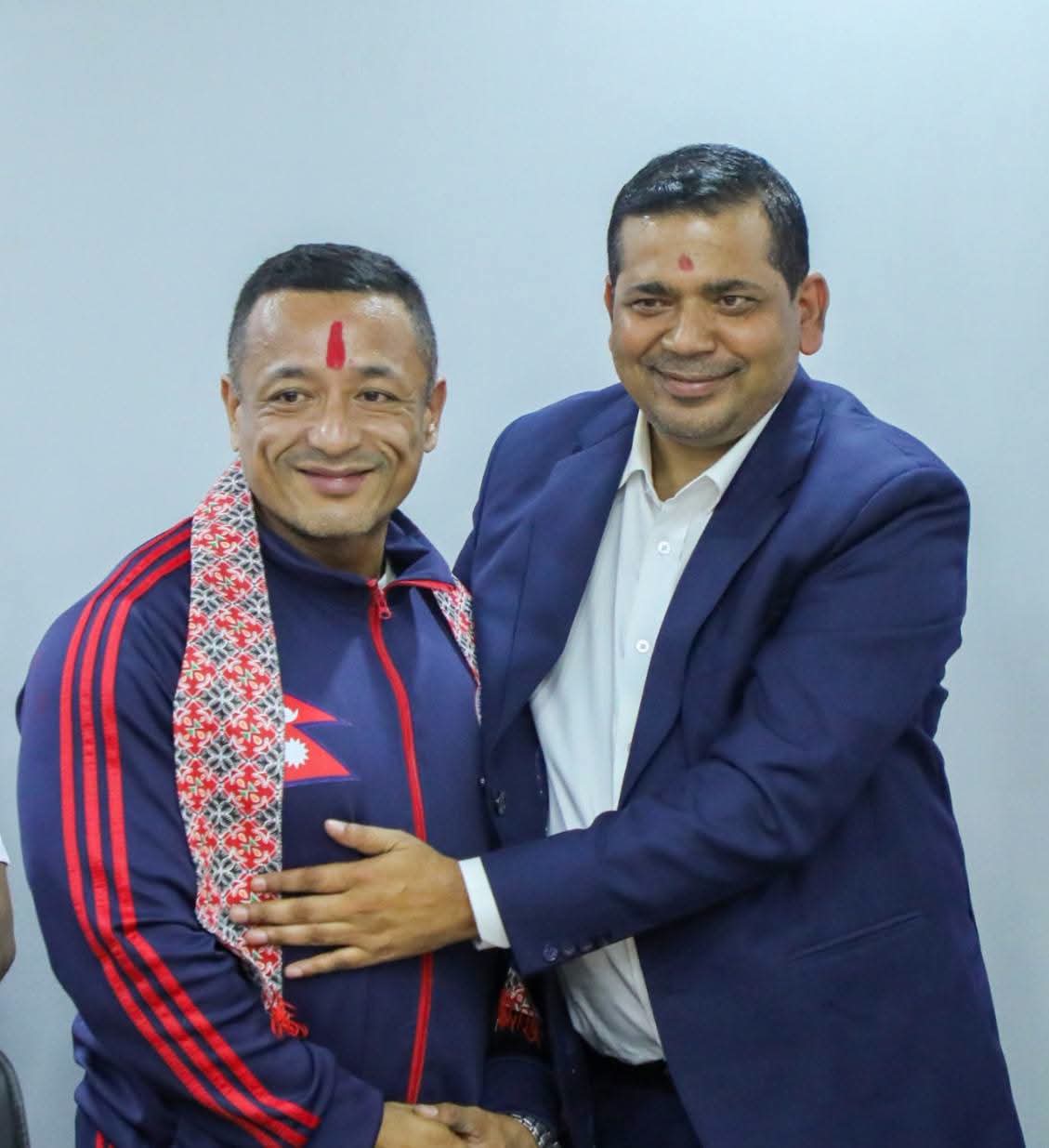 सगेन्द्रलाई राखेपको बधाई