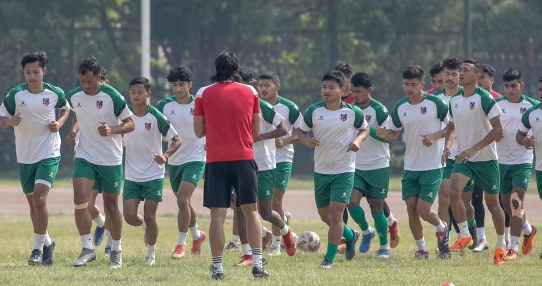 नेपाली फुटबल टोलीले इङ्ल्यान्ड ‘सी’ सँग मैत्रीपूर्ण खेल खेल्दै
